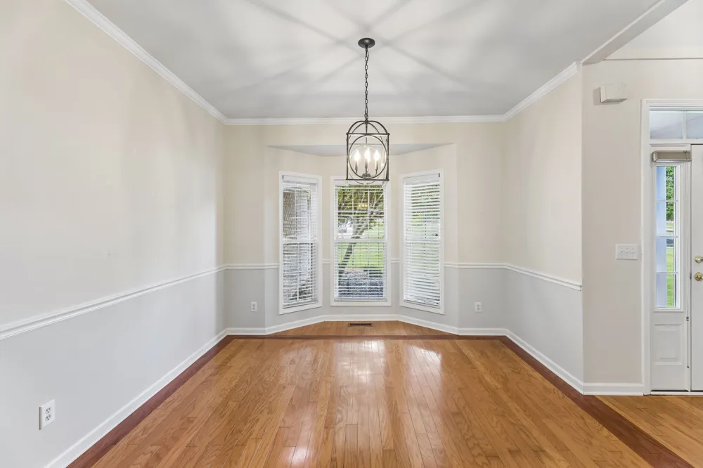 2897 Stewart Campbell Pt Thompsons Station, TN 37179