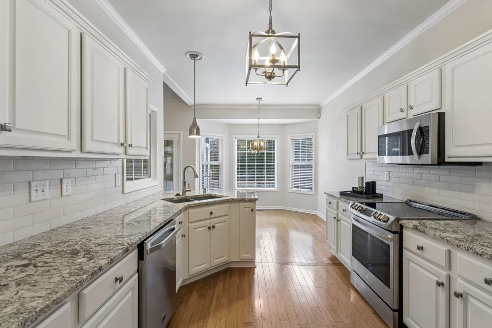 2897 Stewart Campbell Pt Thompsons Station, TN 37179