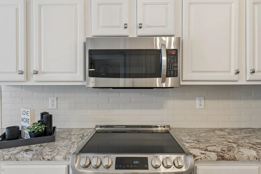 2897 Stewart Campbell Pt Thompsons Station, TN 37179