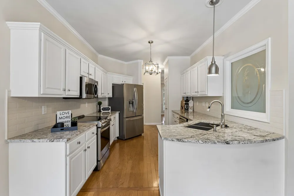 2897 Stewart Campbell Pt Thompsons Station, TN 37179