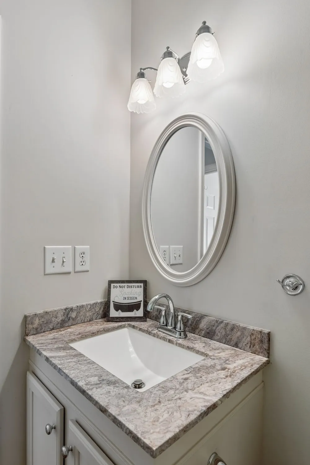 2897 Stewart Campbell Pt Thompsons Station, TN 37179