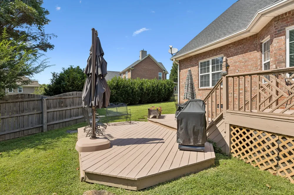 2897 Stewart Campbell Pt Thompsons Station, TN 37179