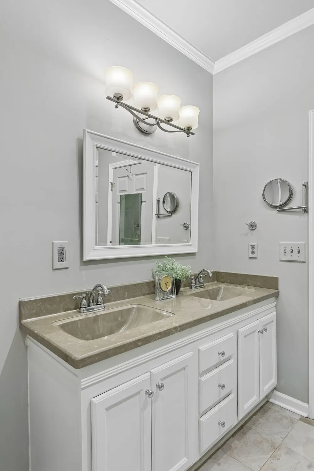 2897 Stewart Campbell Pt Thompsons Station, TN 37179