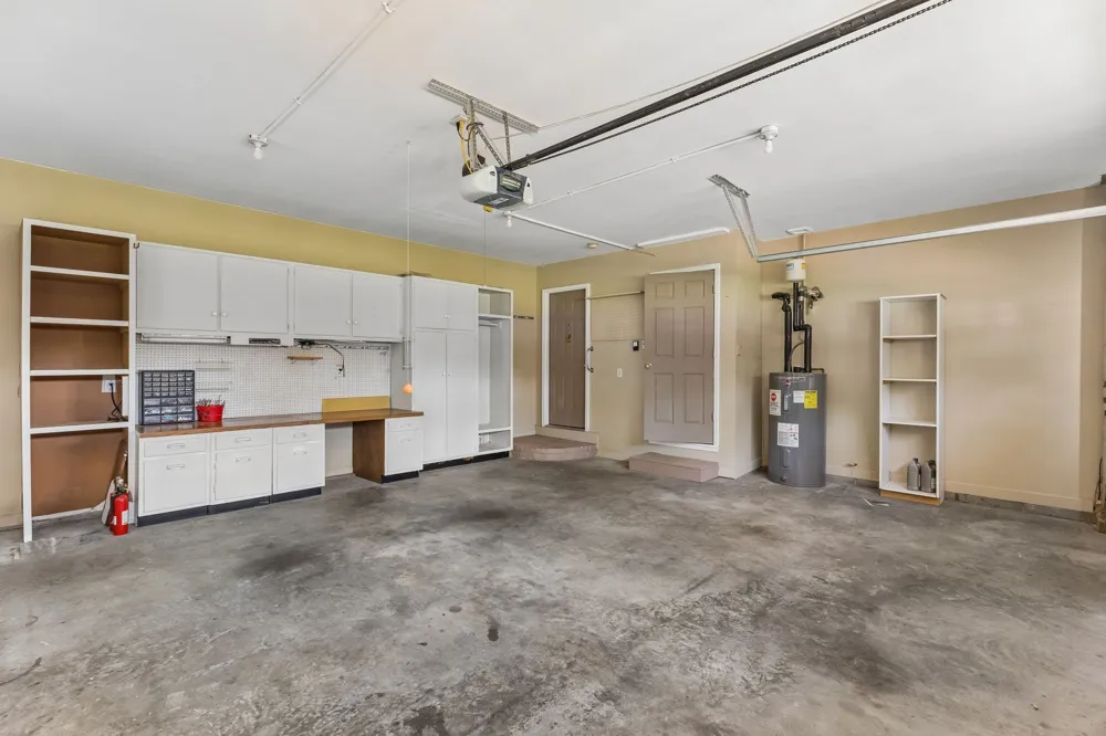 2897 Stewart Campbell Pt Thompsons Station, TN 37179