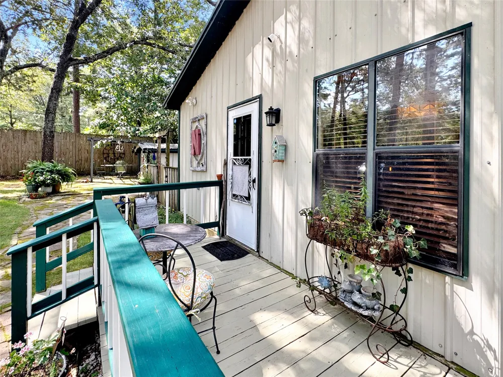1308 W FM 906 Powderly, TX 75473