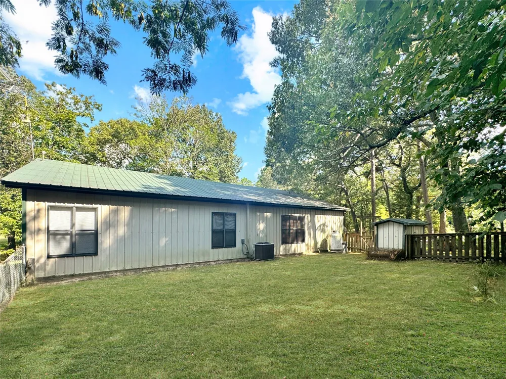 1308 W FM 906 Powderly, TX 75473