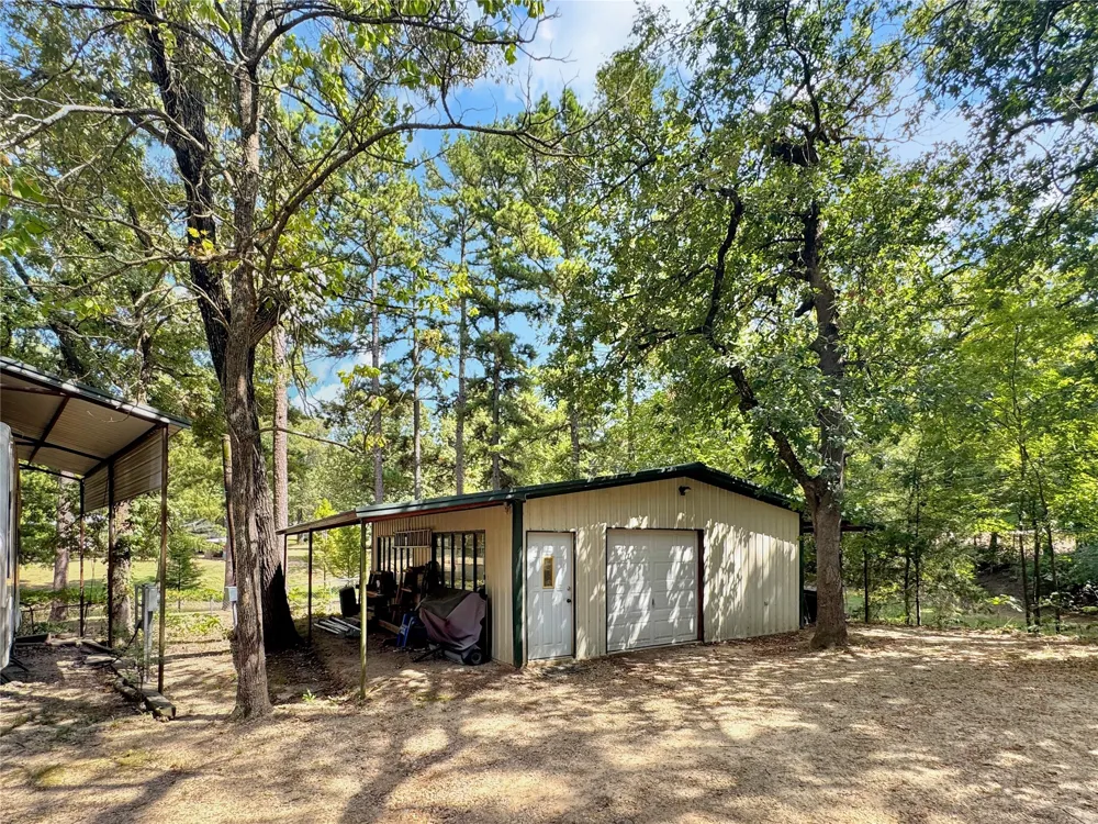 1308 W FM 906 Powderly, TX 75473