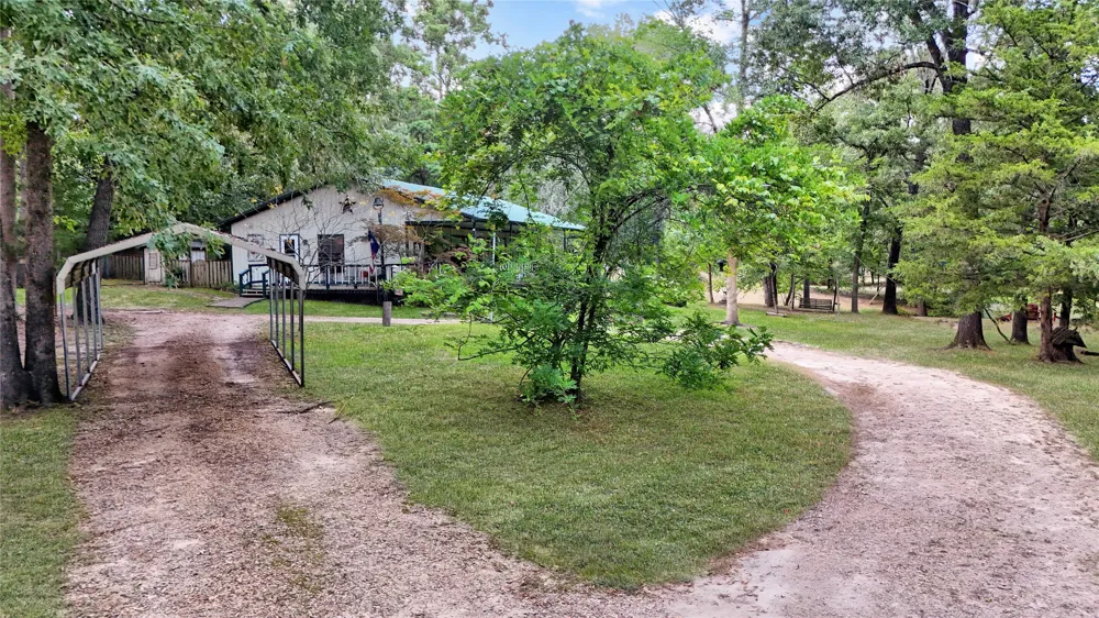 1308 W FM 906 Powderly, TX 75473