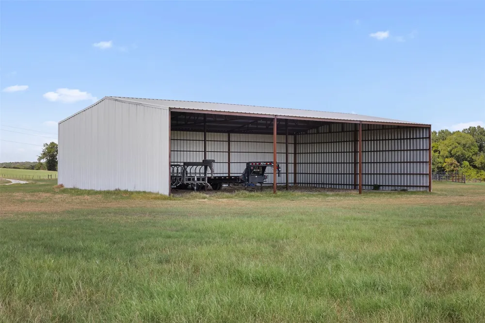 4732 W US Highway 79 Franklin, TX 77856