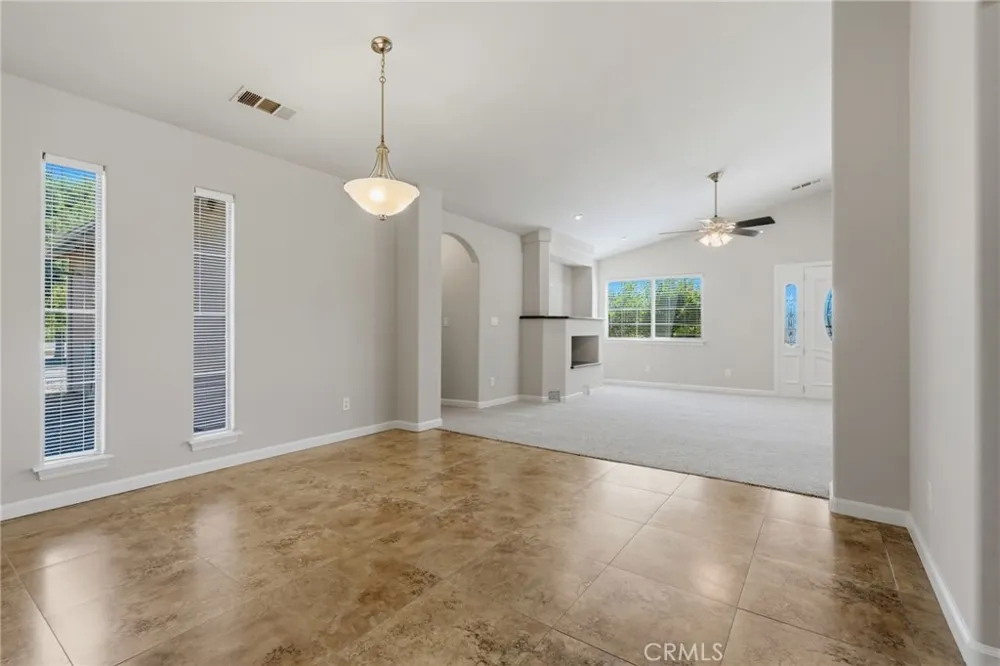 597 Crawford Porterville, CA 93257
