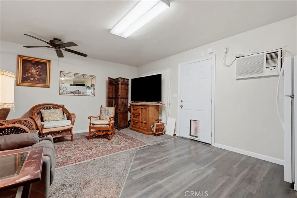 597 Crawford Porterville, CA 93257