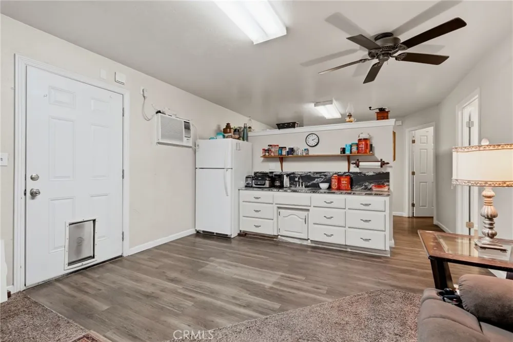 597 Crawford Porterville, CA 93257
