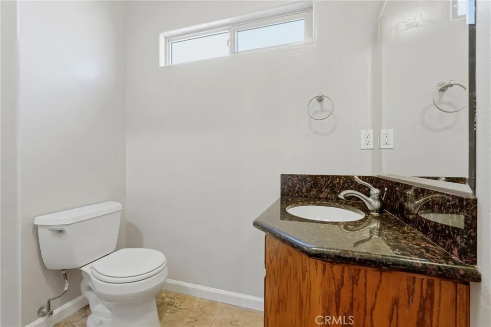 597 Crawford Porterville, CA 93257