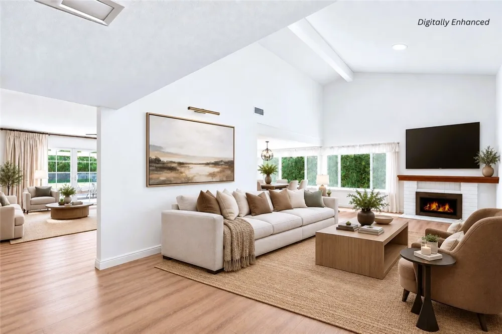 2354 Collier Court Simi Valley, CA 93065