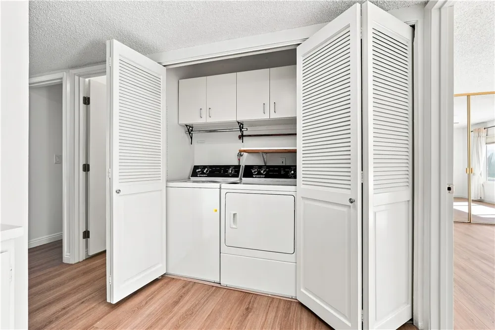 2354 Collier Court Simi Valley, CA 93065