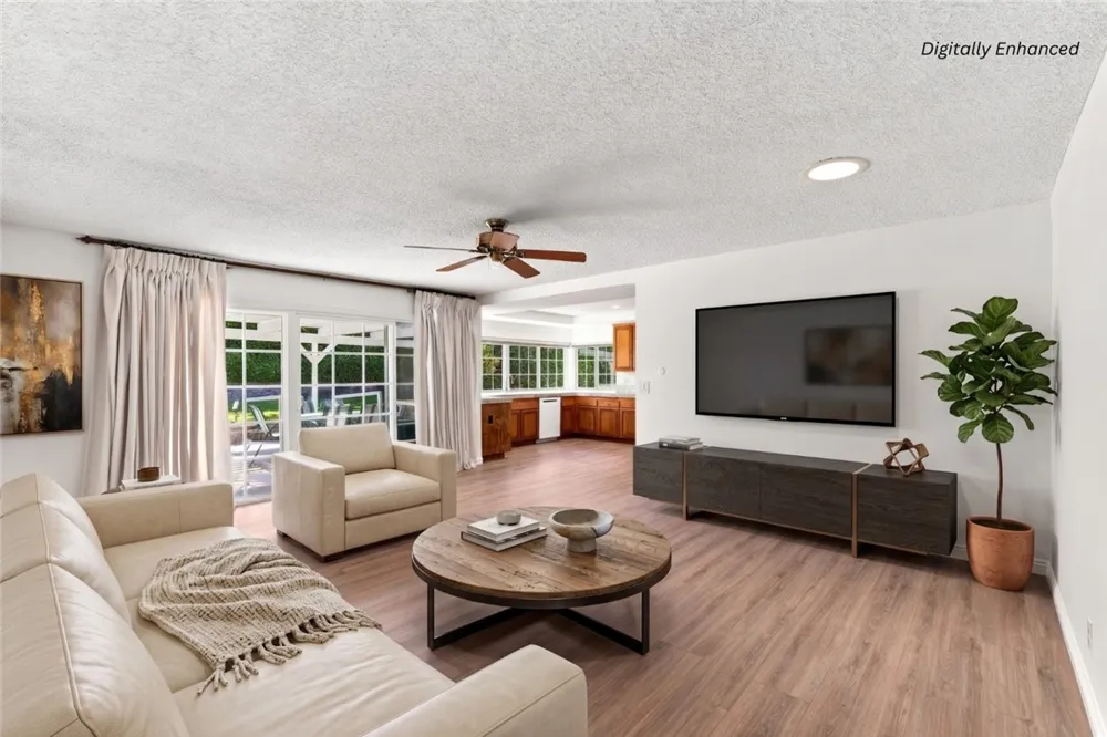 2354 Collier Court Simi Valley, CA 93065