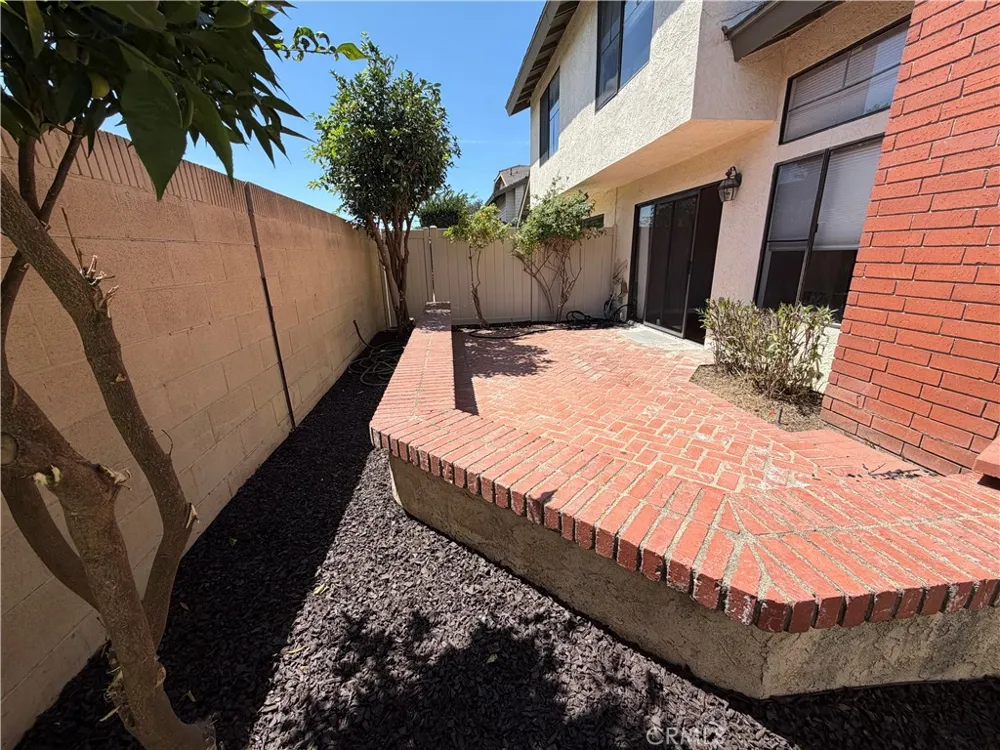 18170 Rustic Court Fountain Valley, CA 92708