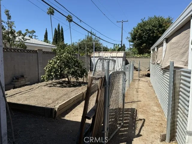11571 Palmwood Dr. Garden Grove, CA 92840
