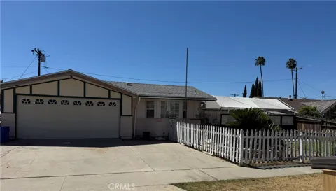 11571 Palmwood Dr.