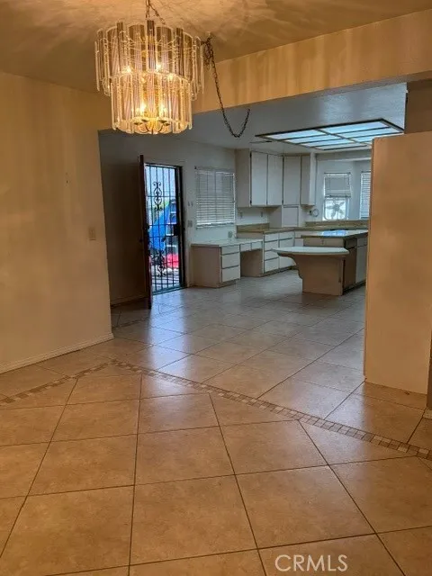 11571 Palmwood Dr. Garden Grove, CA 92840