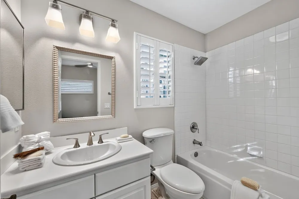 8784 E Banner Ridge Drive Anaheim Hills, CA 92808