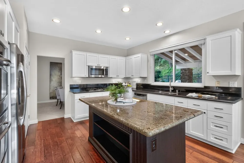 8784 E Banner Ridge Drive Anaheim Hills, CA 92808