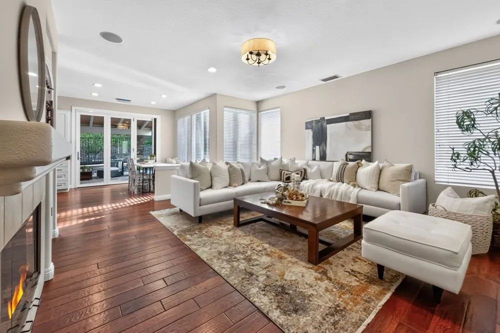 8784 E Banner Ridge Drive Anaheim Hills, CA 92808