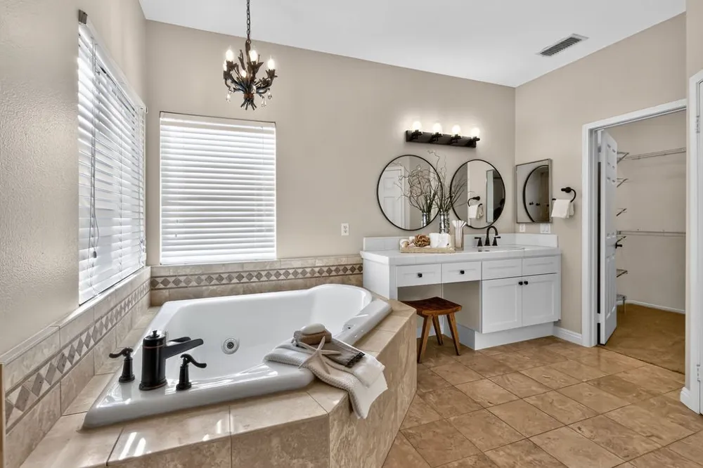8784 E Banner Ridge Drive Anaheim Hills, CA 92808