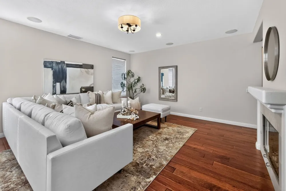 8784 E Banner Ridge Drive Anaheim Hills, CA 92808