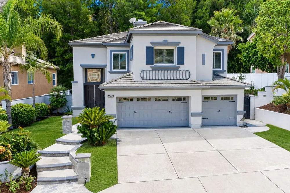 8784 E Banner Ridge Drive Anaheim Hills, CA 92808