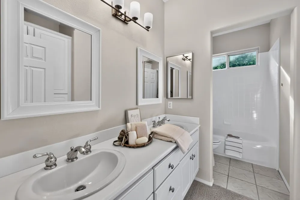 8784 E Banner Ridge Drive Anaheim Hills, CA 92808