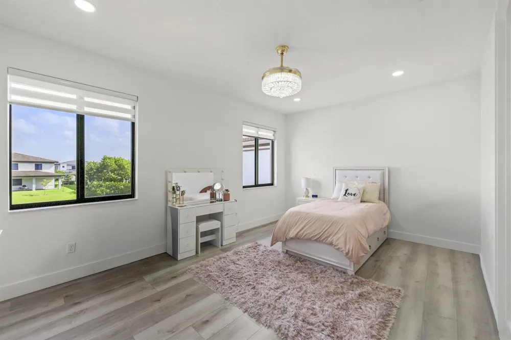 10432 LAGO VISTA CIRCLE Parkland, FL 33076