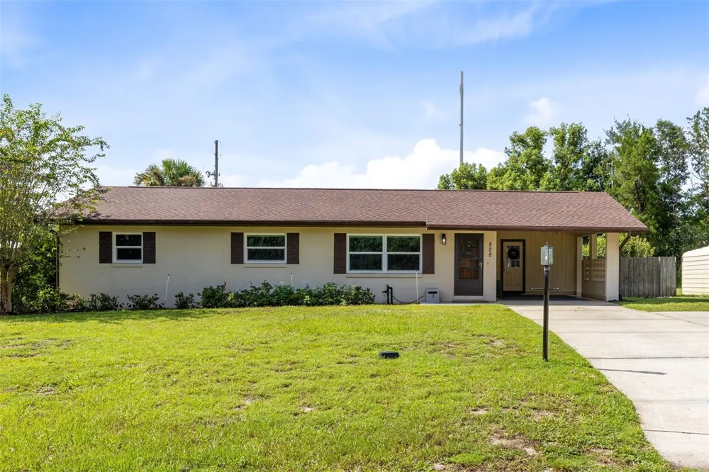 828 OVERHILL ROAD Deland, FL 32720
