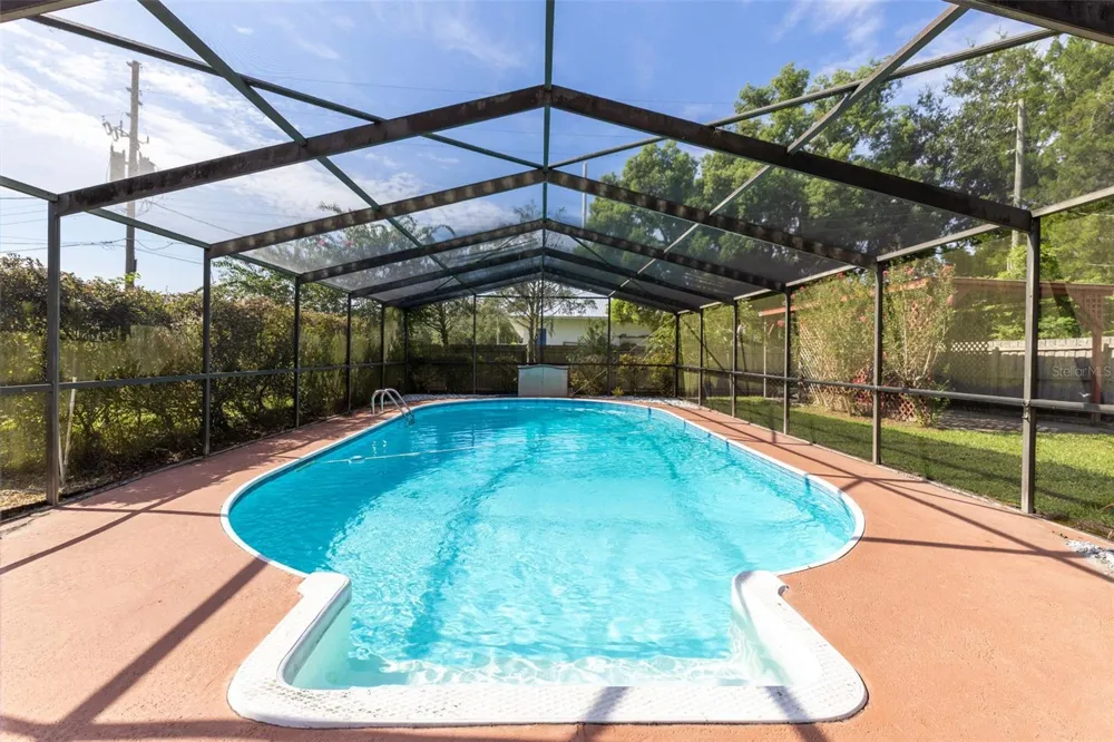 828 OVERHILL ROAD Deland, FL 32720
