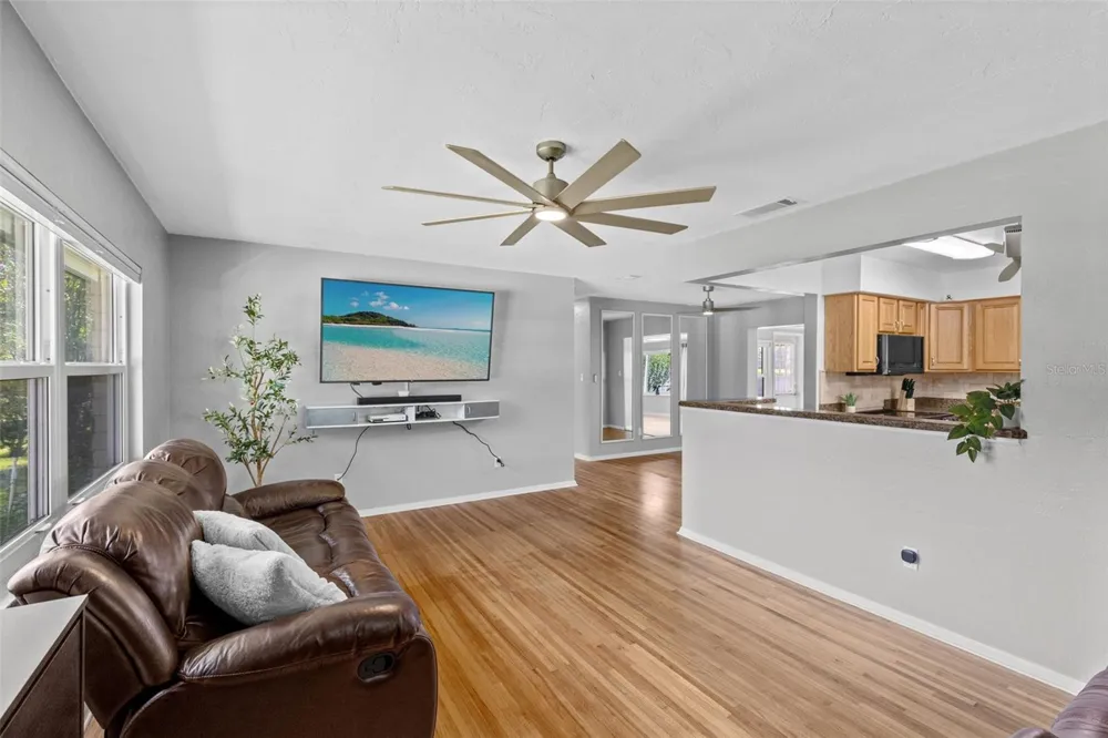 828 OVERHILL ROAD Deland, FL 32720