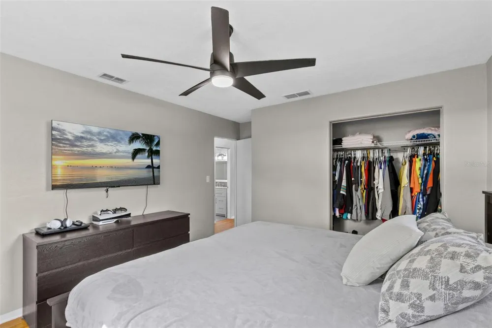 828 OVERHILL ROAD Deland, FL 32720