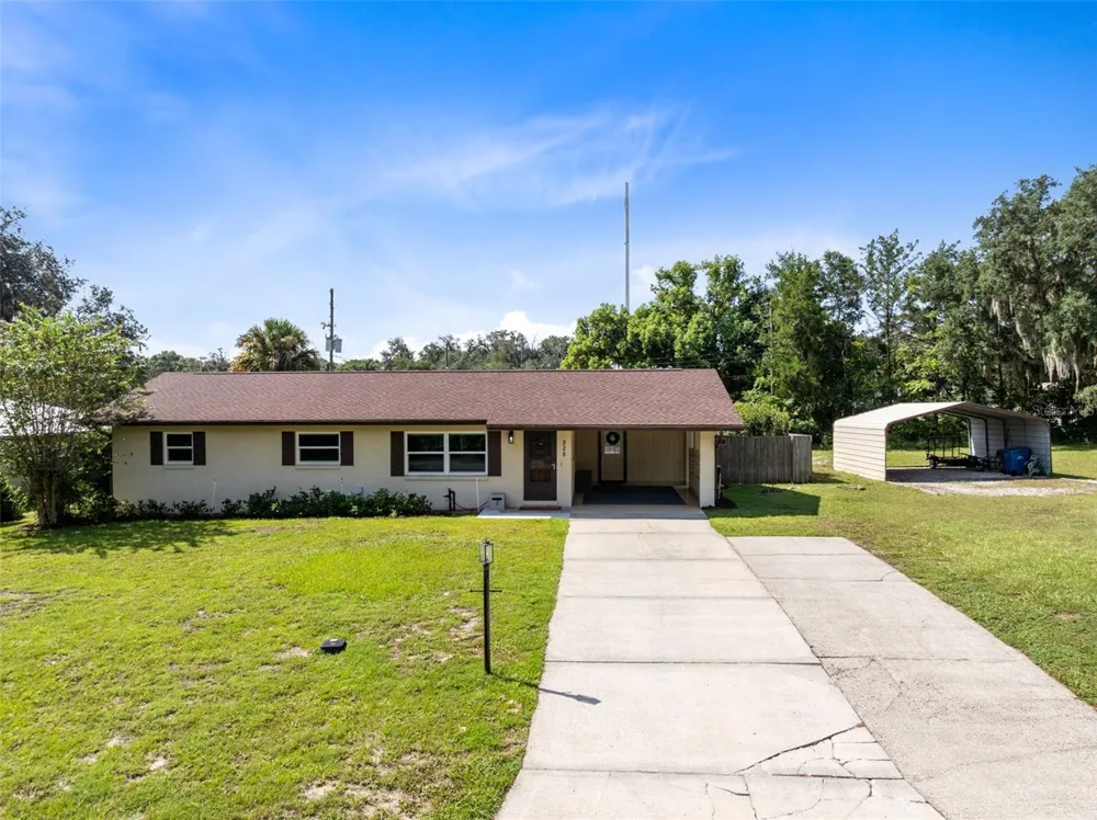 828 OVERHILL ROAD Deland, FL 32720