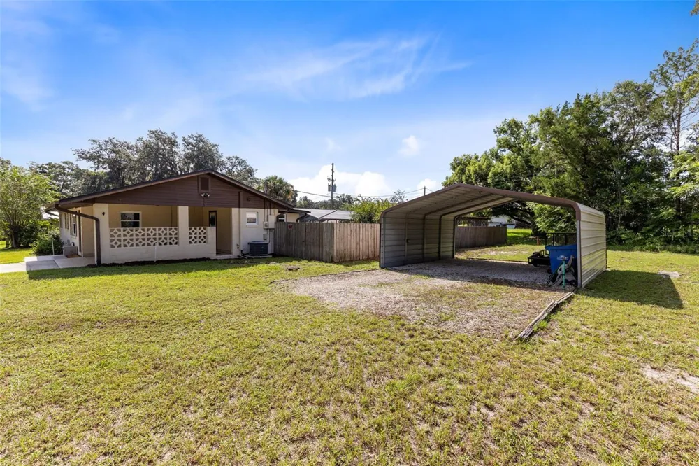 828 OVERHILL ROAD Deland, FL 32720