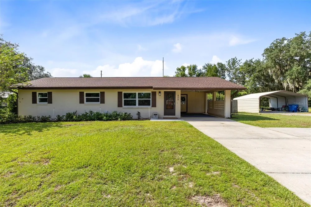 828 OVERHILL ROAD Deland, FL 32720