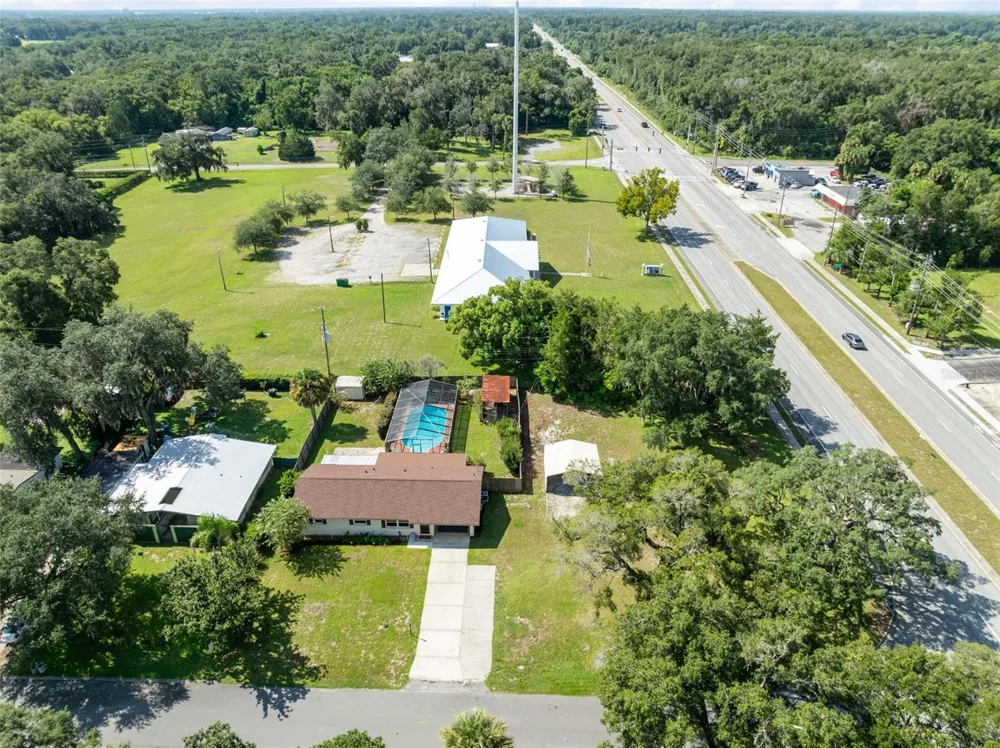 828 OVERHILL ROAD Deland, FL 32720