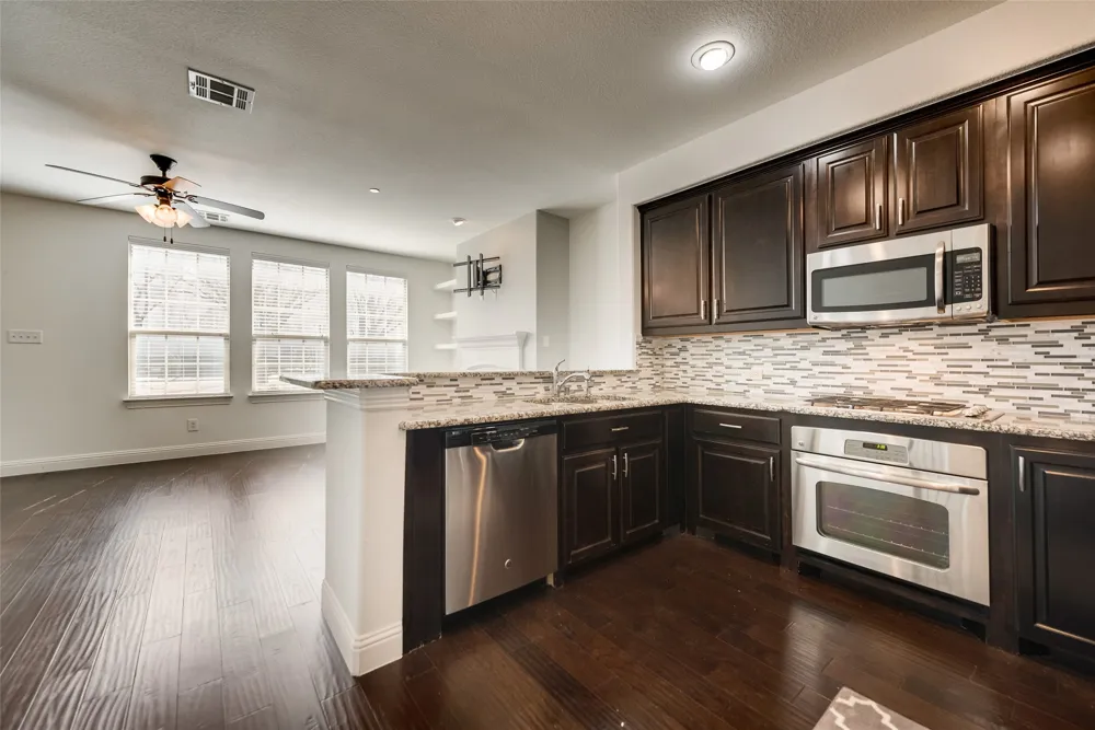 5745 Headquarters Drive Plano, TX 75024