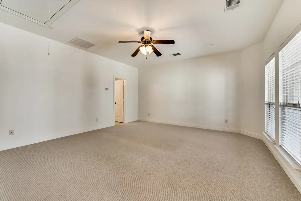 5745 Headquarters Drive Plano, TX 75024