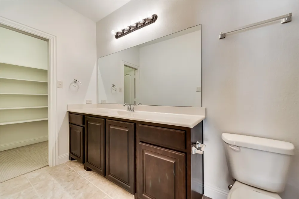5745 Headquarters Drive Plano, TX 75024