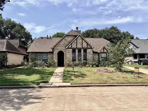 8215 Sean Park Court