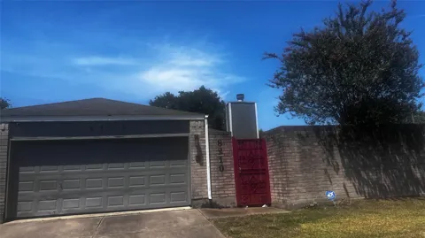 8210 Twin Tree Lane