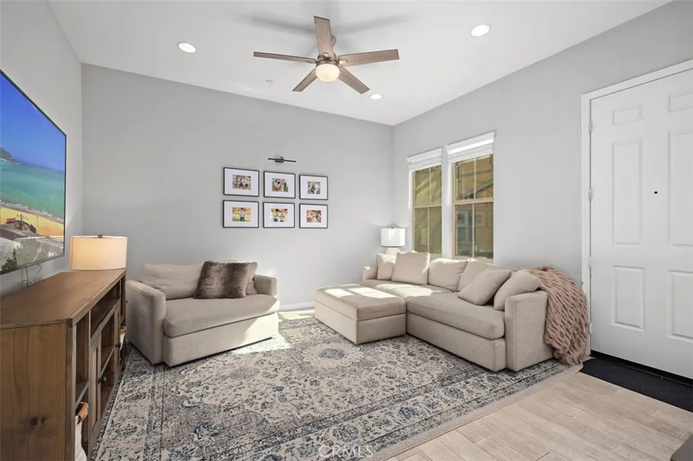 31 Promesa Avenue Rancho Mission Viejo, CA 92694