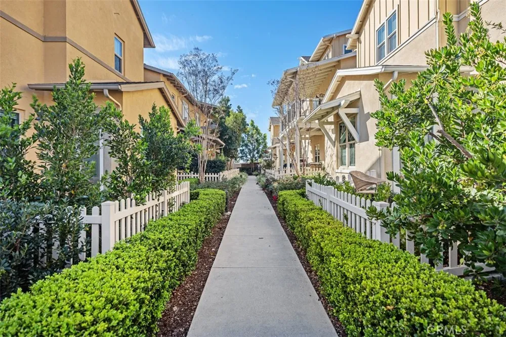 31 Promesa Avenue Rancho Mission Viejo, CA 92694