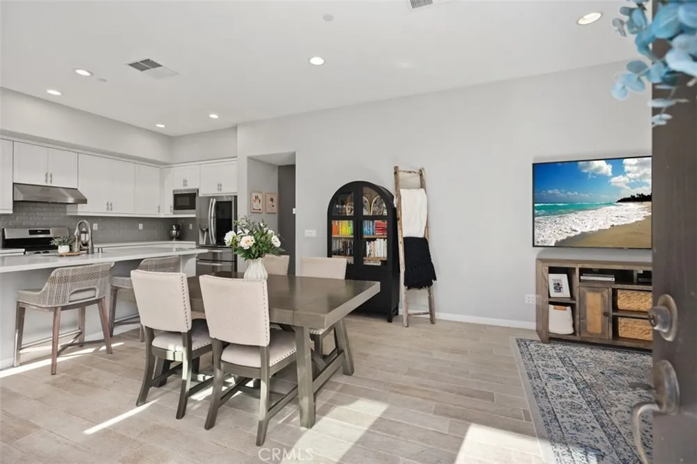 31 Promesa Avenue Rancho Mission Viejo, CA 92694