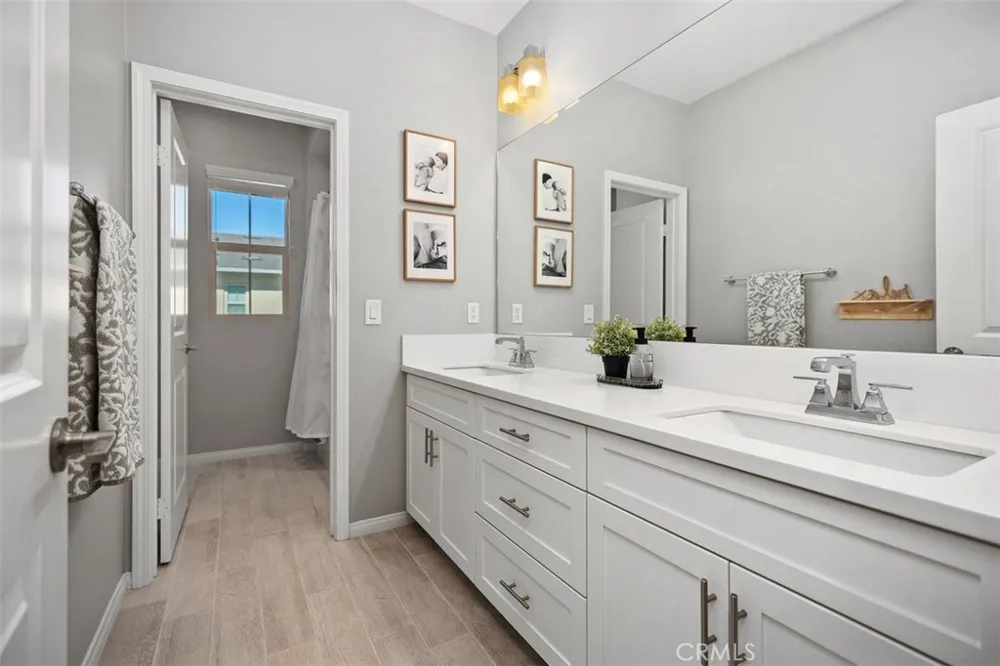31 Promesa Avenue Rancho Mission Viejo, CA 92694