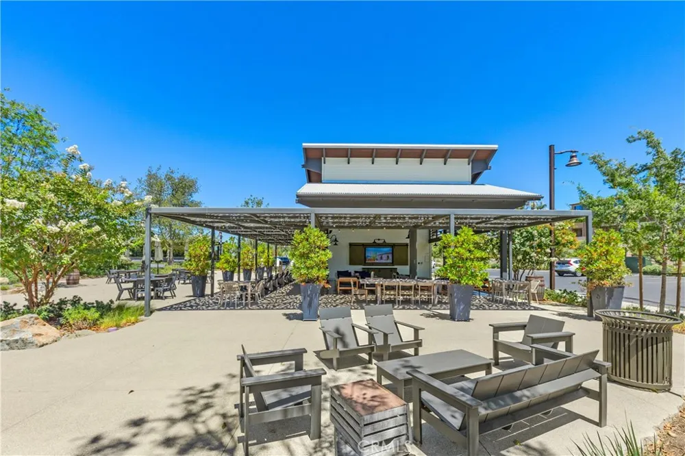 31 Promesa Avenue Rancho Mission Viejo, CA 92694